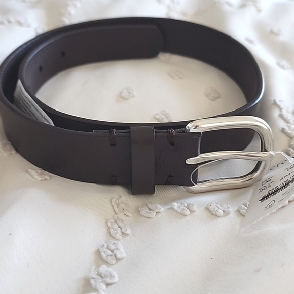 Nwt crewcuts Kids Leather belt size medium - Picture 3 of 4